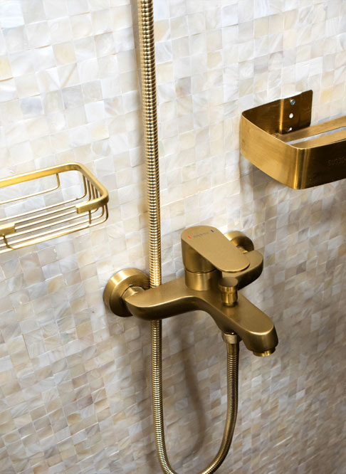 luxury mobile toilets Dubai